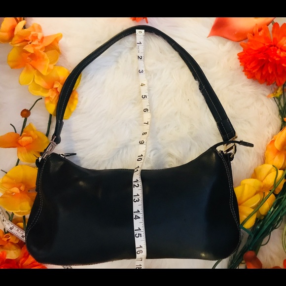 Liz Claiborne Black Bag - Picture 3 of 3